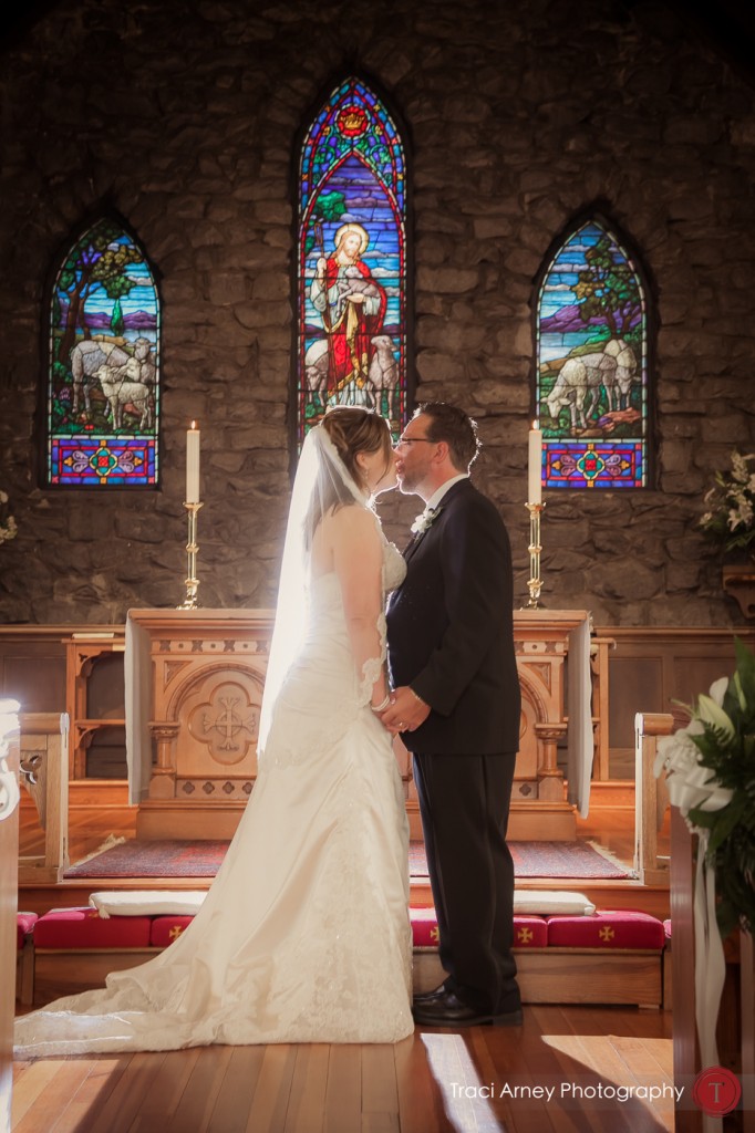 Melissa And Brad Are Married Grace Episcopal Church And Crest